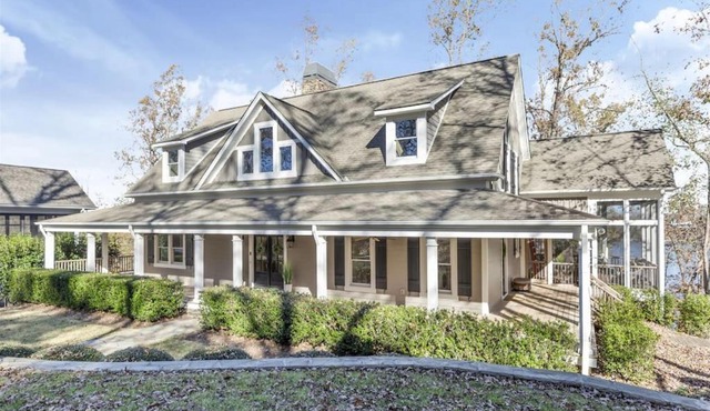 Foreststone Fabulous Lake Keowee Waterfront Home