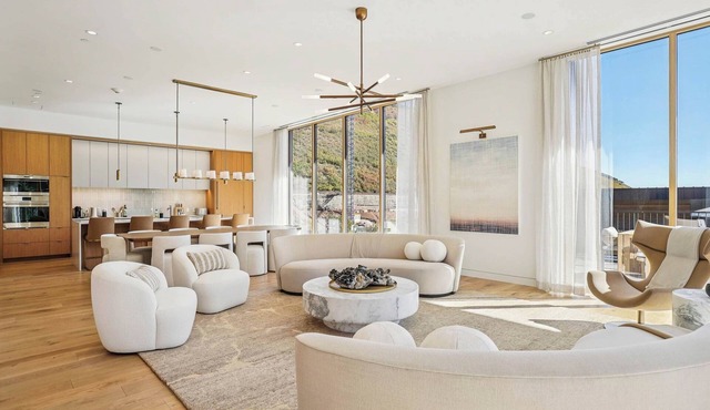Founders Place 1704 Four Bedroom Penthouse