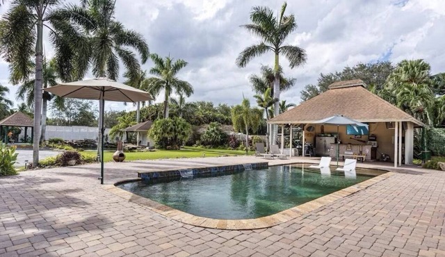 Gated Private House w/Pool & Backyard Oasis