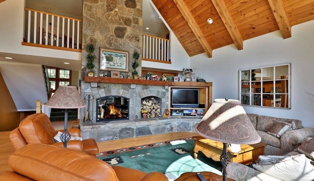 Gorgeous Solitude Home with Direct Ski Access and Hot Tub