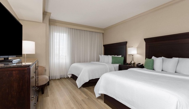 Hawthorn Extended Stay by Wyndham West Palm Beach Airport