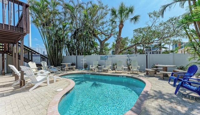 Heated Pool, Walk to Beach & Shops- Perfect Location!