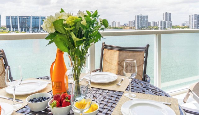 High floor condo with amazing intracoastal views 2 blocks from the beach