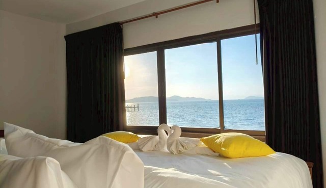 Jansom Beach Resort Ranong