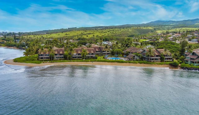 Kahana Village 40 2 Bedroom Condo by RedAwning