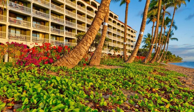 Lahaina Shores Beach Resort By Castle