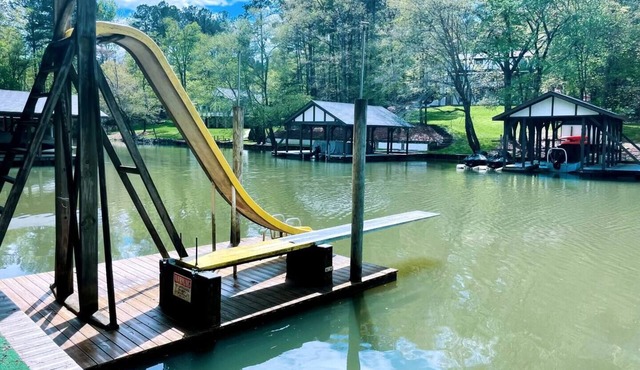 Lake Front Bed & Breakfast