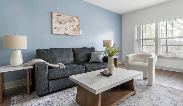 Landing | Modern 1BD, Gym, Yoga Studio