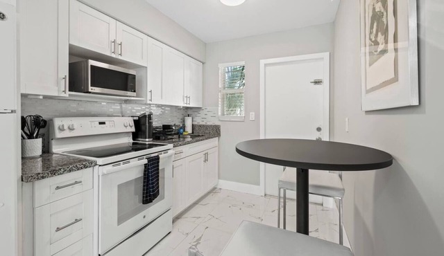 Las Olas Beachside Bliss new! ☀️