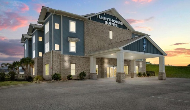 Lighthouse Suites - Best Western Signature Collection