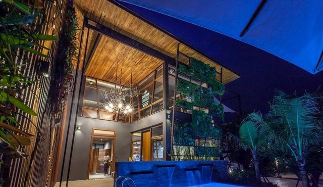Loftmania Boutique Hotel