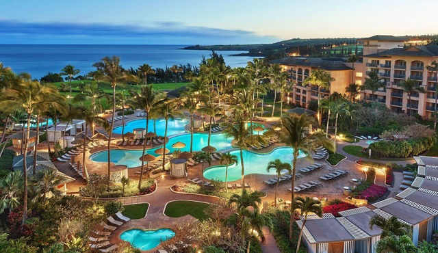 Luxurious, Private & Spacious 2,500 sq.ft. Oceanfront Residence in Kapalua, Maui