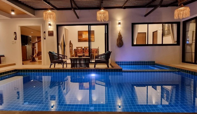 Luxury Private Pool Villa for 10 Guests – 8 Mins to Ao Nang Beach"