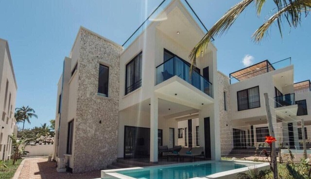 Luxury Villa in a 5 Star resort