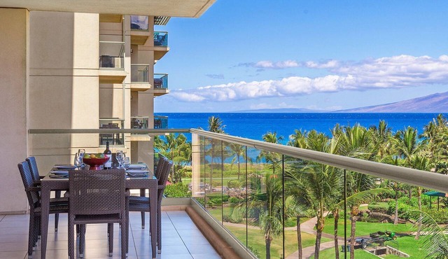 Maui Resort Rentals: Honua Kai Hokulani 536 – Ocean & Mountain Views w/King Size Balcony!