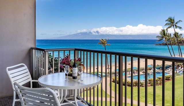 Maui Resort Rentals: The Whaler 562 - Fully Renovated 5th Floor Studio, Fantastic Pacific Ocean and Black Rock Views!