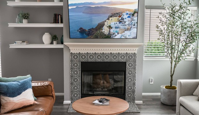 Mid-Mod Oasis: Unwind with Hot Tub and Fire Pit