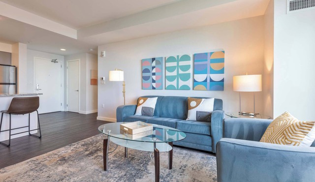 Modern Harbor Front Apartment