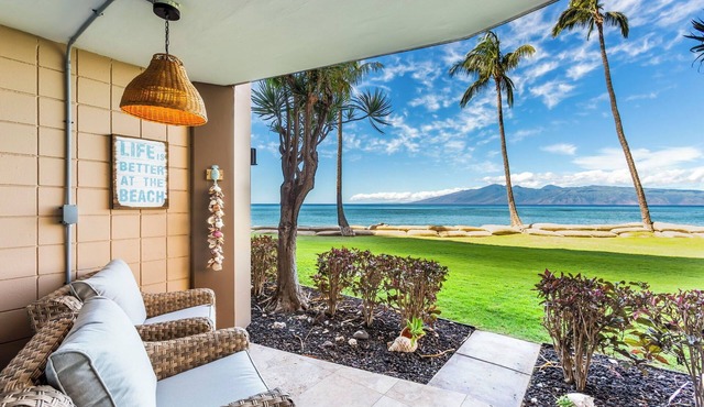 NEW Ocean Front Condo w Amazing Views