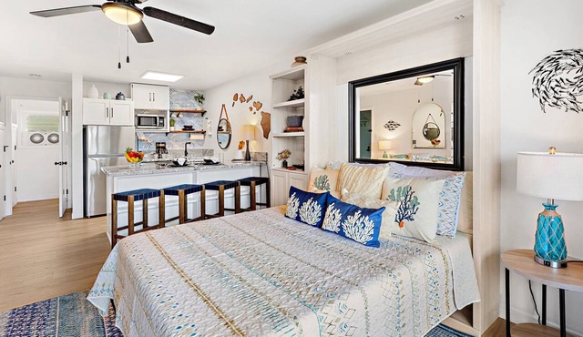 Newly updated island hideaway in charming Napili