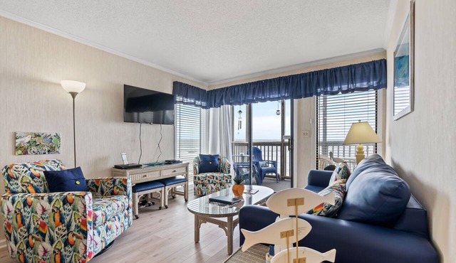 Oceanfront Condo with Screened Oceanfront Balcony + Free Attraction Tickets!