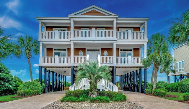 🌊🌞Oceanfront | Private Pool, Hot Tub + Outdoor Kitchen | The Oasis