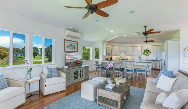 Ohana Kamalani: Lavish Fairwayfront Home w/Pool, AC & Stunning Sunsets!