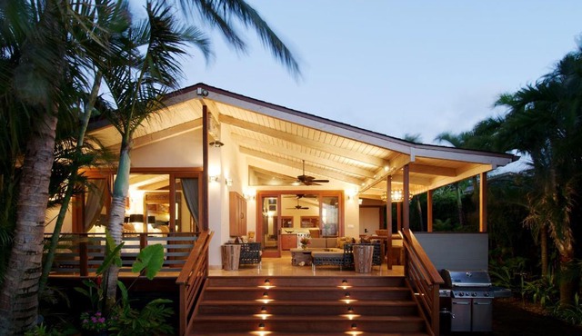Paia Inn