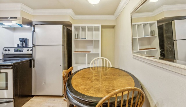 Peaceful Retreat Near Parks & Lake 2 Bedroom Home by RedAwning