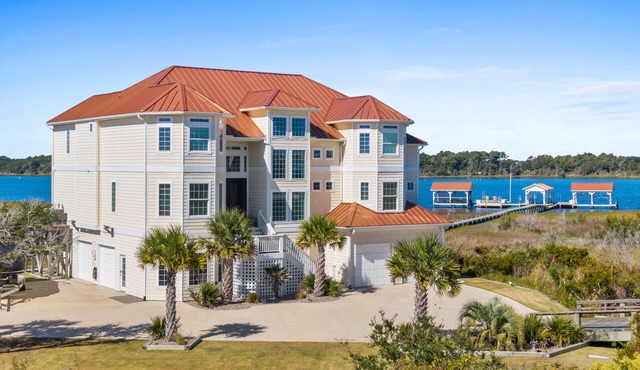 Permuda Private Island | 14 Acres of Luxury, Private Pool, Hot Tub + Boat Dock