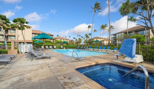Pono Kai J107 Beachfront Resort AC! Steps to Beach & Pool