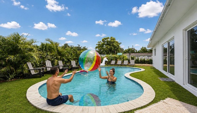 Prime Spot Near Hard Rock Stadium & Beach Pool