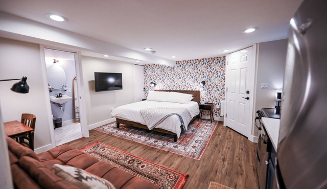 Private Basement Studio Near Wash Park in Denver