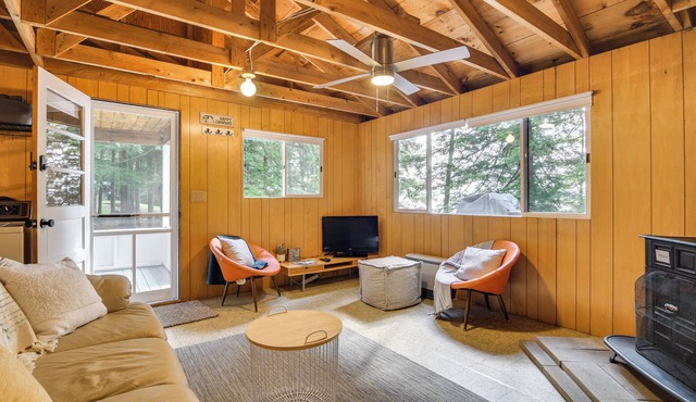 Private Dock on Messalonskee Lake: Cozy Cottage!