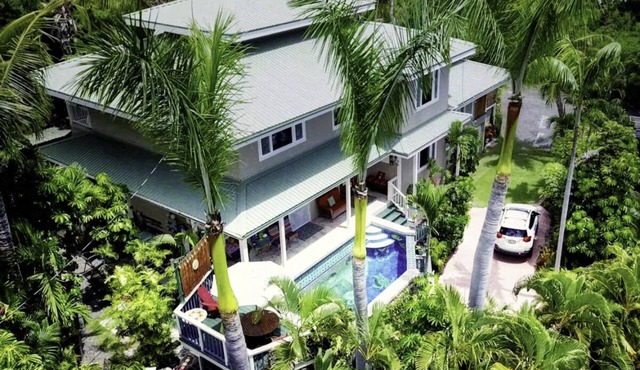 Private Kona Villa, Pano Ocean Views! Walk to Magic Sands, Private Pool & Spa
