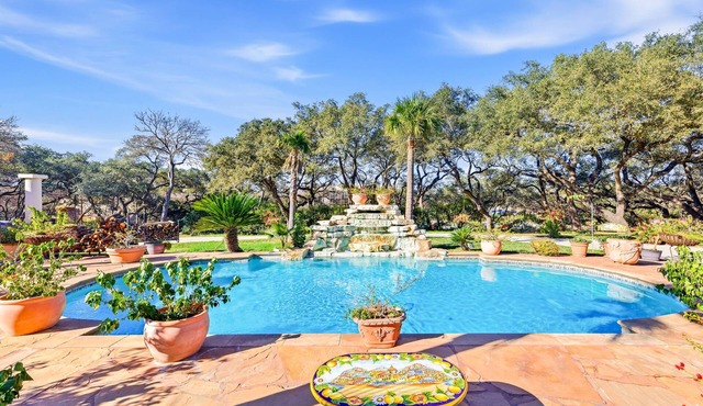 Private Pool Casita | King Bed | Quiet, Central San Antonio | Full Kitchen, Grill