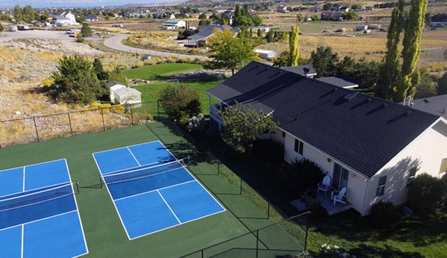 Private Ranch, Spa, Sauna, Theater, DOUBLE Pickleball Courts, Skiing Nearby!