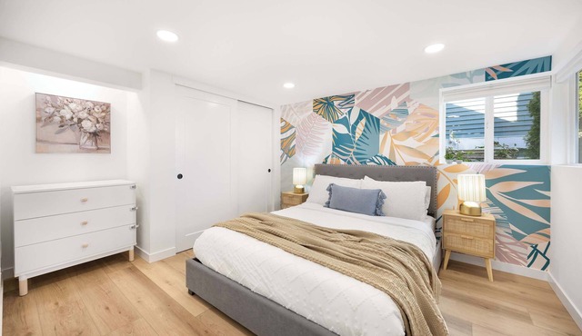 Remodeled 1BR Private Basement – 9 Min to Beach