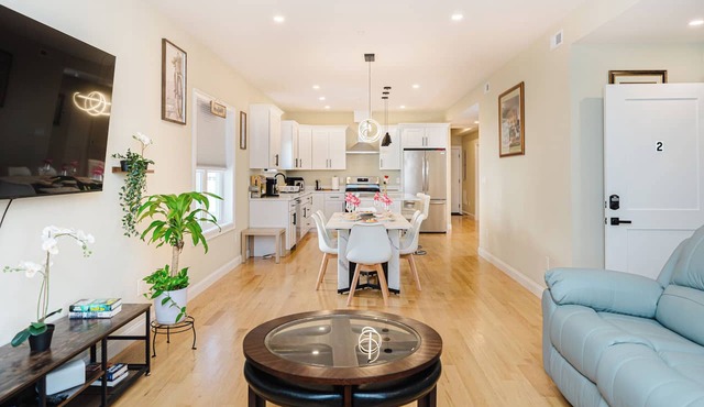 Renovated & Bright 3BR 2BA Boston - Parking, Laundry & AC Near Franklin Park 602