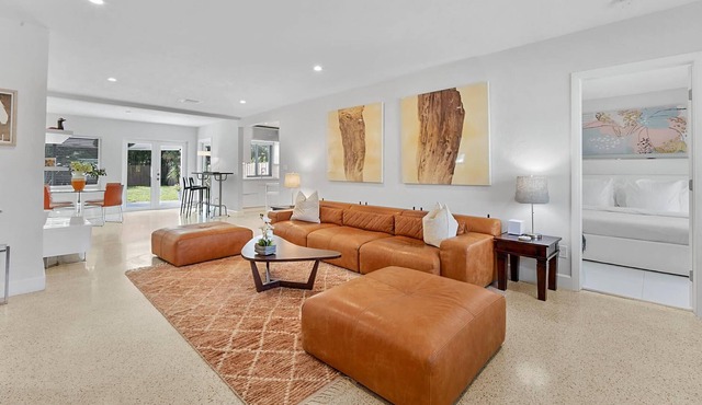 Renovated Midcentury - Steps From Wilton Manors
