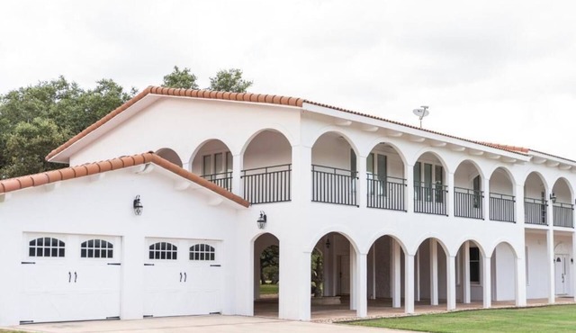 Resort-Style New Braunfels Retreat Perfect for Large Group