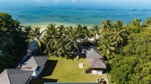 Reve Island Lodge