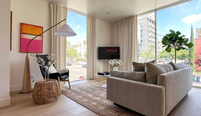 Rooftop w/Views: Modern Little Italy Townhome
