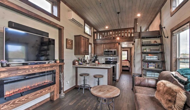 Secluded Morganton Tiny Home w/Grills!