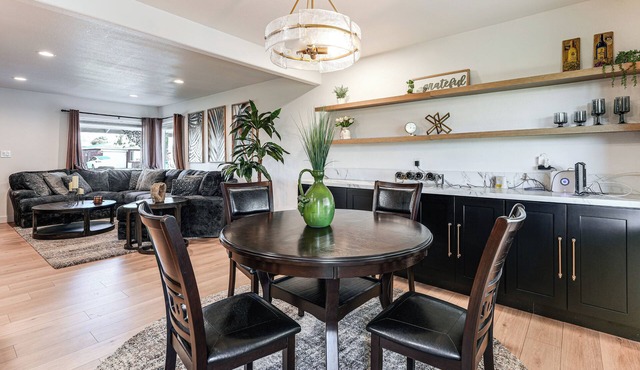 Shop, Swim & Explore: Updated Phoenix Home!