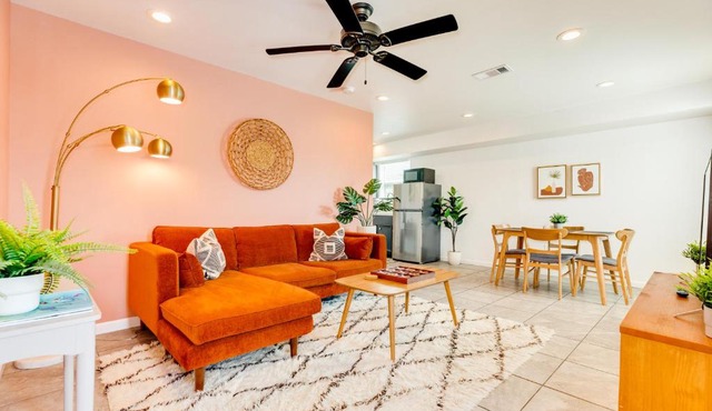 Soleil House - Unit B