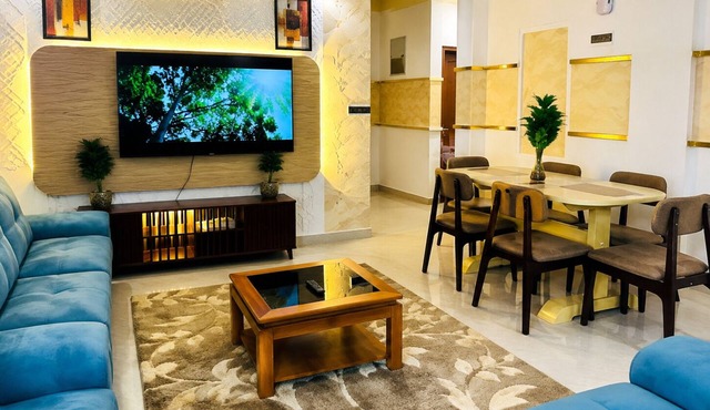 Spacious 3-bedroom apartment in fabulous Dar es Salaam with AC