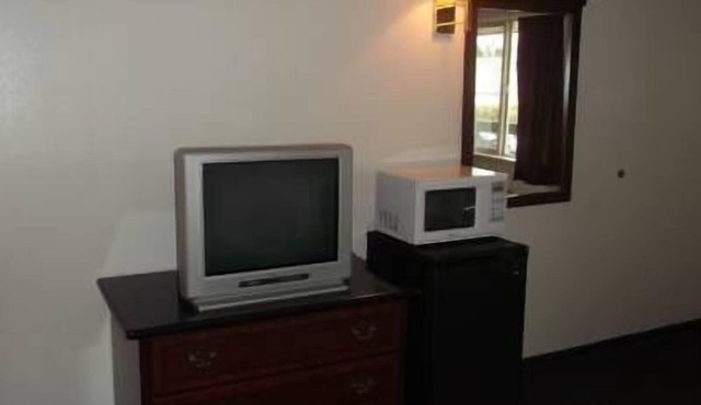 Sunrise Inn