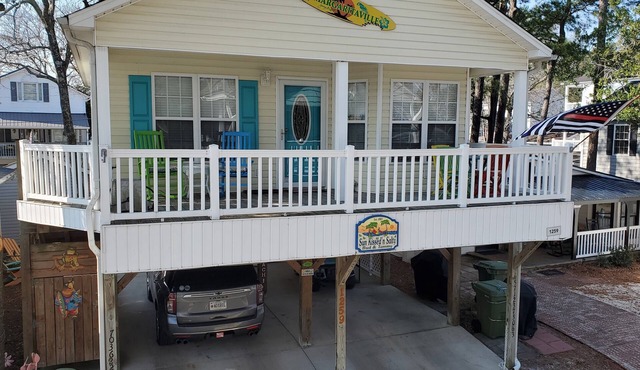 ^Super Clean, Well Equipped Beach House w/Partial Oceanview, Golf Cart, WiFi^