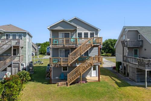 Tech na Mara in Kill Devil Hills
